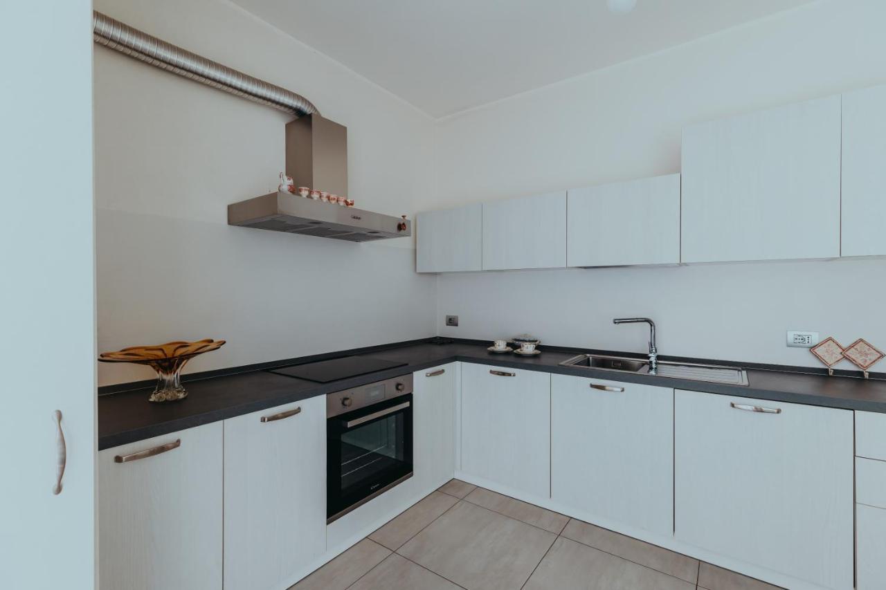Apartamento The Attico Padenghe sul Garda Exterior foto